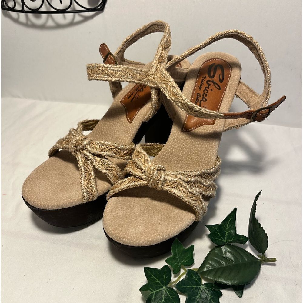 NWOT Sbicca Platform Sandals